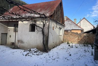 Casă în Gura Râului - 2