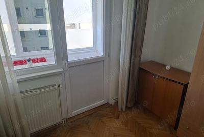 Apartament cu 3 camere decomandat în Centrul Civic - 2