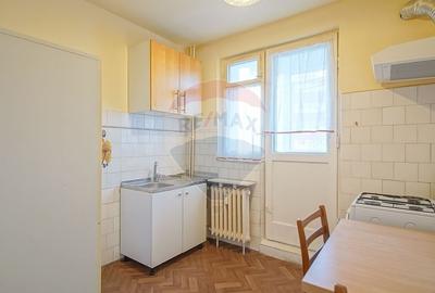 Apartament cu 2 camere semidecomandat în Florilor - 4