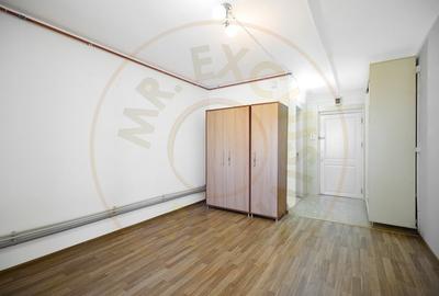 Garsonieră decomandată, mobilată în Prundu - 3