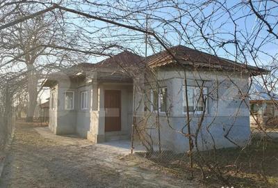 Casă cu 4 camere cu Teren 800 Mp în Cocorăștii Colț - 11