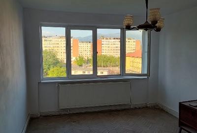Apartament cu 2 camere decomandat în Central - 1