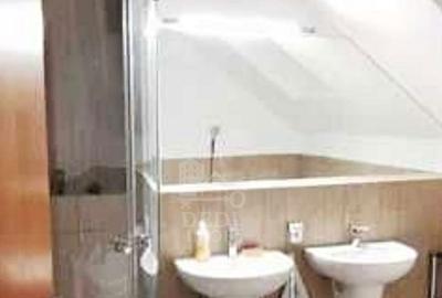 Casă cu 2 camere semidecomandat cu Teren 100 Mp în Ultracentral