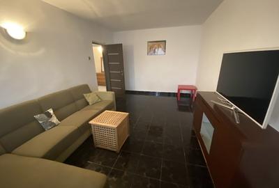 Apartament cu 3 camere decomandat, mobilat în Tei - 37