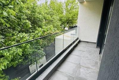 Vilă **6 camere  **451mp // Zona Iancu Nicolae - 42