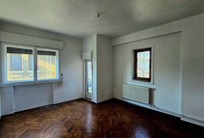 Apartament 1 camera in bloc interbelic langa Palatul Cotroceni