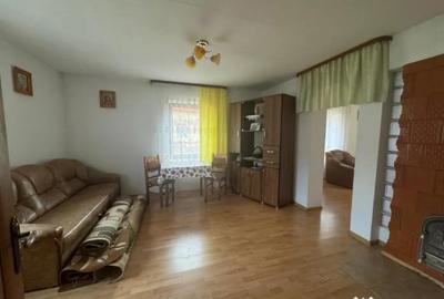 Casă cu 4 camere cu Teren 4400 Mp în Rădăuți - 3