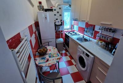 Apartament cu 3 camere decomandat în Palas - 5