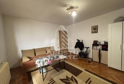 Apartament cu 2 camere semidecomandat, mobilat în Complex Studențesc - 9