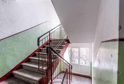 Garsonieră decomandată în Confecții - 2