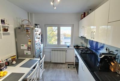 Vanzare apartament 3 camere Militari Politehnica - 8