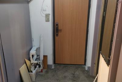 Iancului- metrou, 2 camere etaj 3 - 6