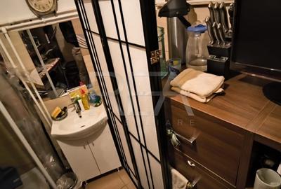 Garsoniera, Universitate - 3