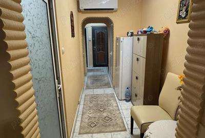 Apartament cu 3 camere decomandat în Central - 8