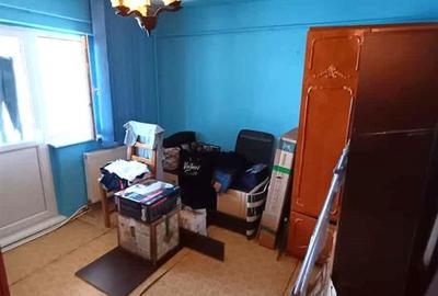 Apartament cu 2 camere decomandat în Radu Negru - 2