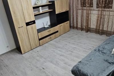 Apartament cu 4 camere semidecomandat în Micro II - 9