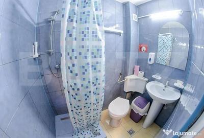 Casă cu 15 camere cu Teren 100 Mp în Albert