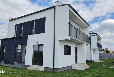 Casă cu 4 camere în Dumbrăvița - 4