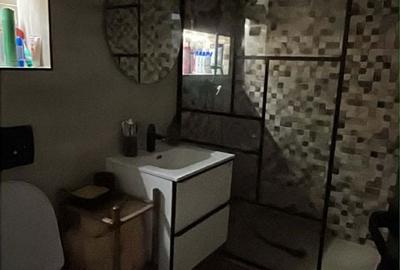 Apartament cu 2 camere decomandat în Petru Rareș - 1