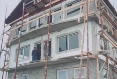Casă cu Teren 2000 Mp în Paltin - 2