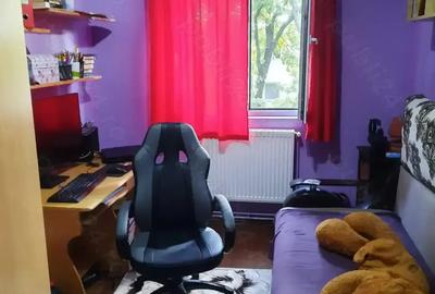 Apartament cu 3 camere in zona Dacia - 2