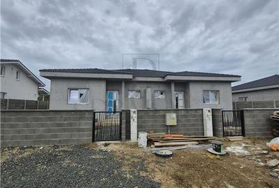 Duplex cu 3 camere cu Teren 330 Mp în Moșnița Nouă - 1