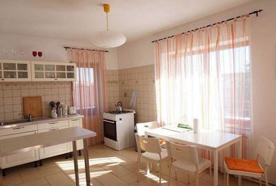 Casă cu 3 camere cu Teren 1000 Mp în Central - 3
