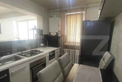 Inchiriere apartament 4 camere zona Lama, etaj 1 - 2