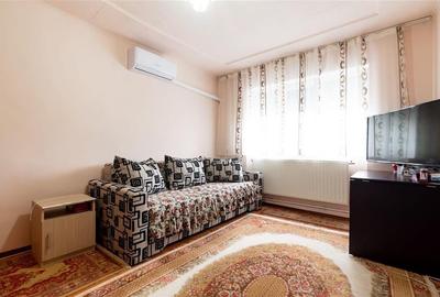 Apartament cu 3 camere decomandat în Nufărul