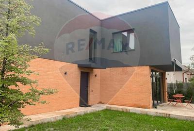 Casă cu 5 camere cu Canalizare în Calea Clujului - 15