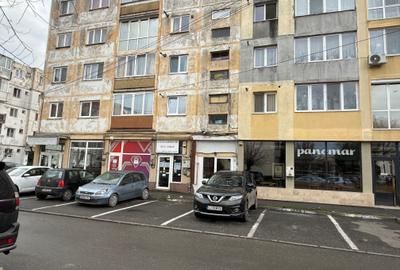 Spațiu comercial, de 60 mp, în Central - 1