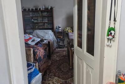 Casă cu 5 camere cu Teren 386 Mp în Central - 1