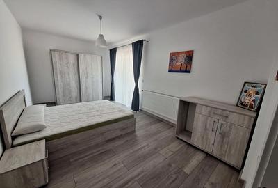 Apartament cu 2 camere decomandat în Sud