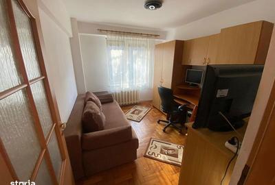 Apartament cu 3 camere decomandat în Decebal - 2