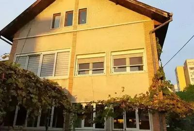 Inchiriez apartament ultracentral 2 camere - 5