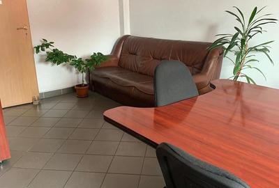 Spațiu comercial, de 100 mp, în Ultracentral - 2