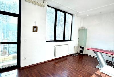 Casă cu 6 camere cu Canalizare în Cotroceni - 14