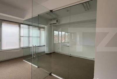 Spațiu comercial, de 100 mp, în Punctele Cardinale - 2