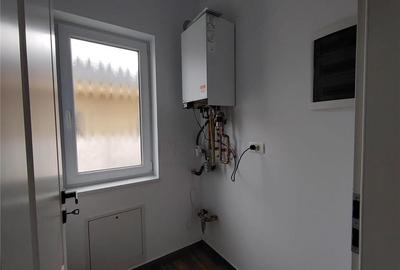 Duplex cu 5 camere cu Canalizare în Moșnița Nouă - 7