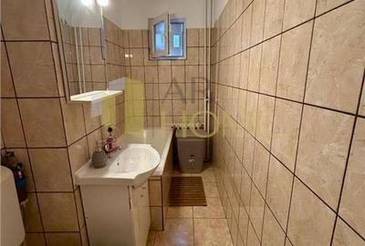 Apartament cu 2 camere nedecomandat, mobilat în Vest - Lamâița - 10