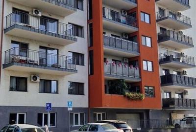 Apartament cu 3 camere decomandat în Nufărul - 8