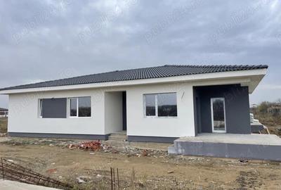 Casă cu Teren 300 Mp în Dumbrăvița - 2