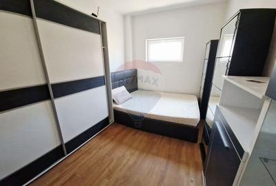 Apartament cu 3 camere, curte si loc de parcare zona Alfa - 6