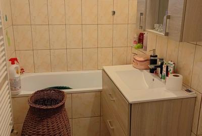 Apartament cu 2 camere decomandat în Central - 2