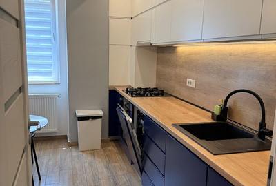 Apartament cu 3 camere decomandat în Metalurgiei - 1