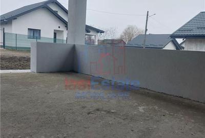 Casă cu 4 camere în Lețcani - 4