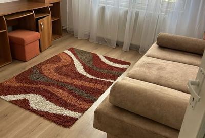 Apartament cu 3 camere decomandat în Central - 1