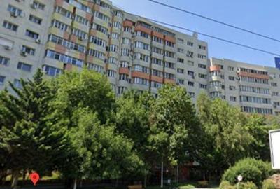 Apartament cu 2 camere decomandat în Bucur Obor