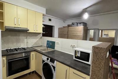 Apartament cu 2 camere decomandat în Funcționarilor - 1