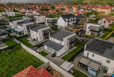 Casă cu 4 camere cu Teren 390 Mp în Exterior Est - 19